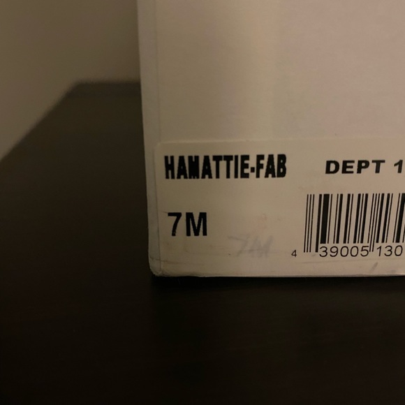 Halogen Floral Print Heels size 7 6.5 Very Pretty! - Picture 5 of 5